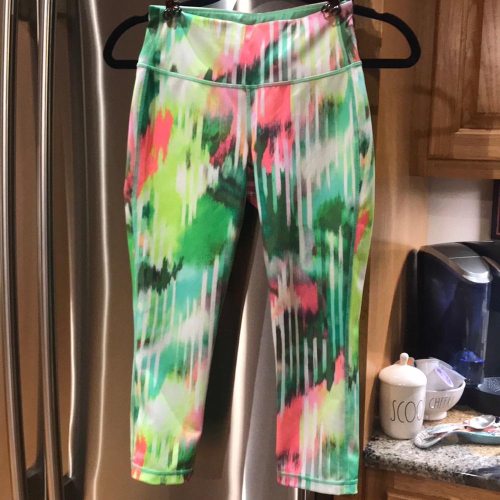 Athleta Capri workout pants